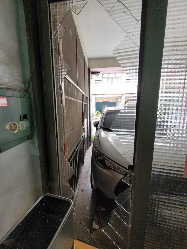 玻璃門案件圖片