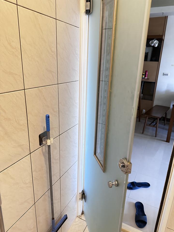 浴室門案件圖片