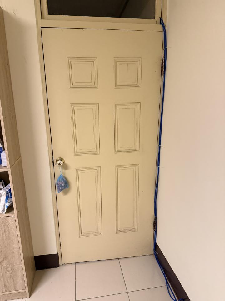 門片安裝案件圖片