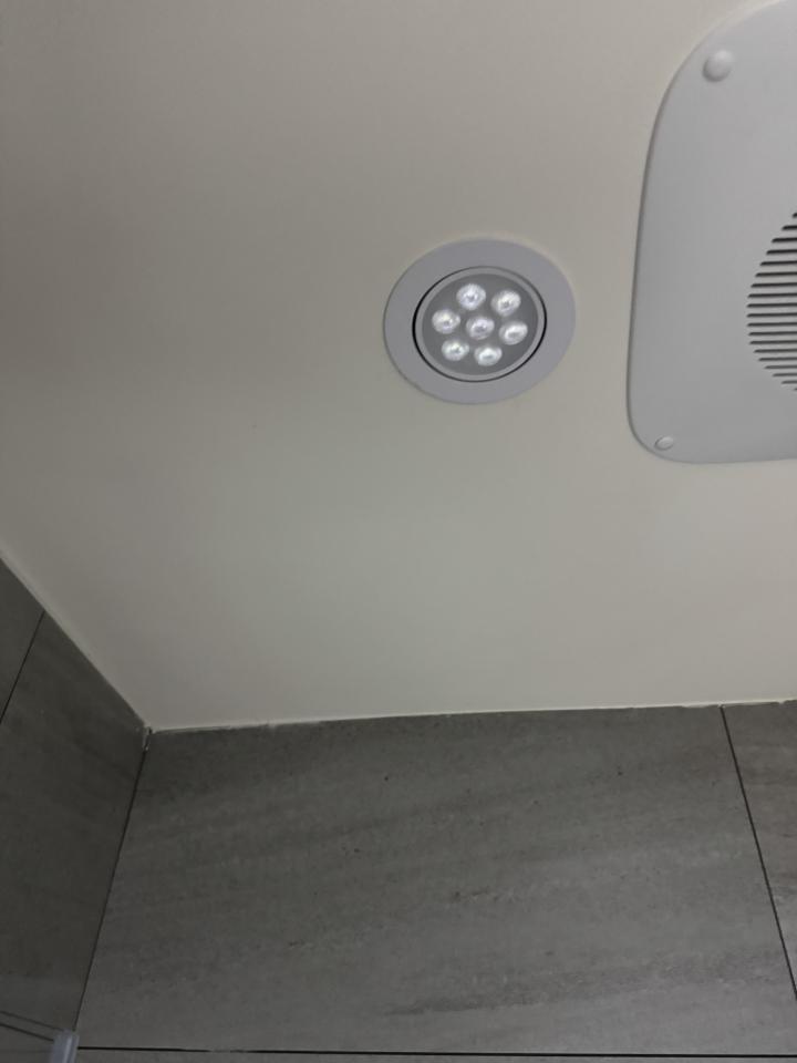 燈具安裝案件圖片