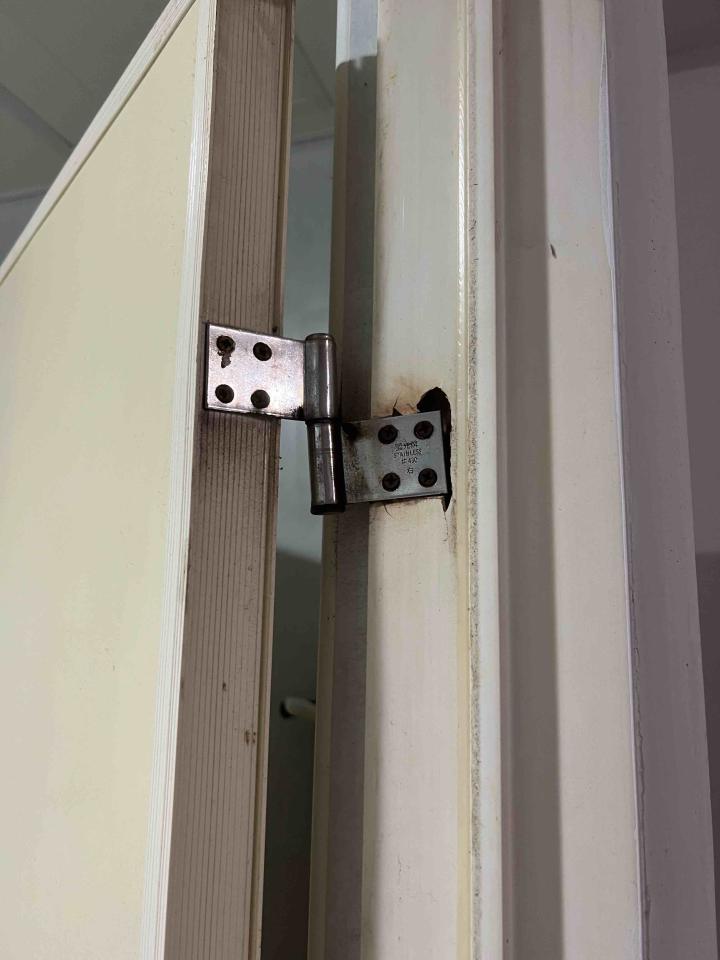 門片維修案件圖片