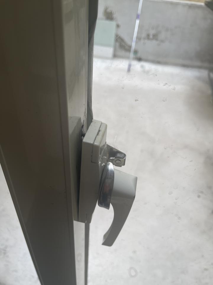 玻璃門案件圖片