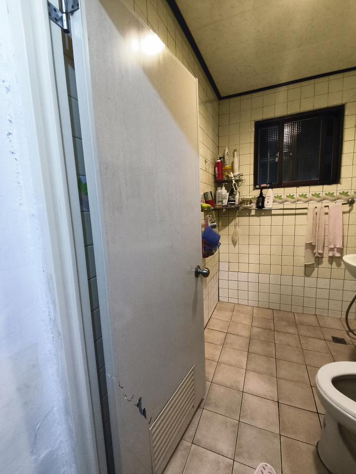 浴室門案件圖片