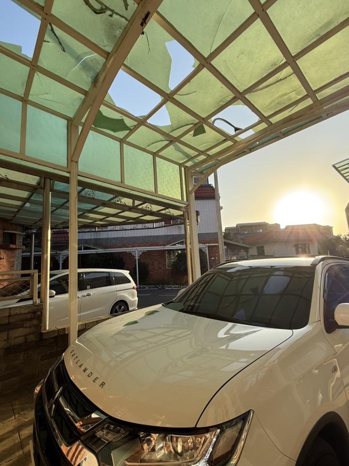 採光罩案件圖片