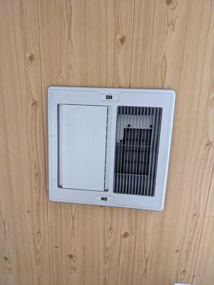 浴室暖風機安裝案件圖片