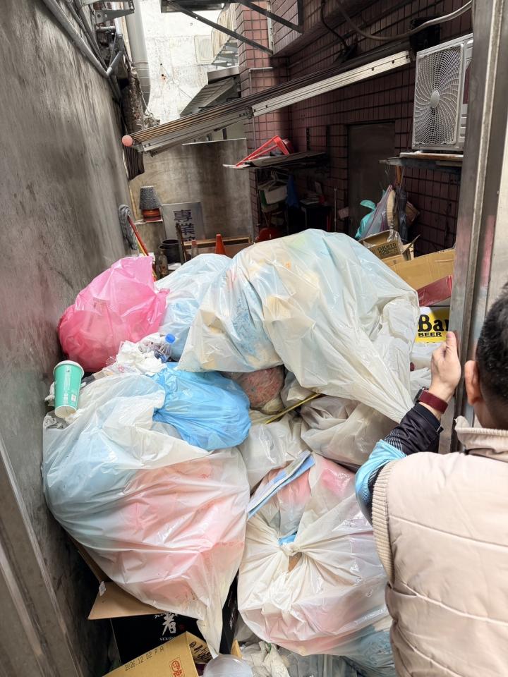 代收垃圾案件圖片