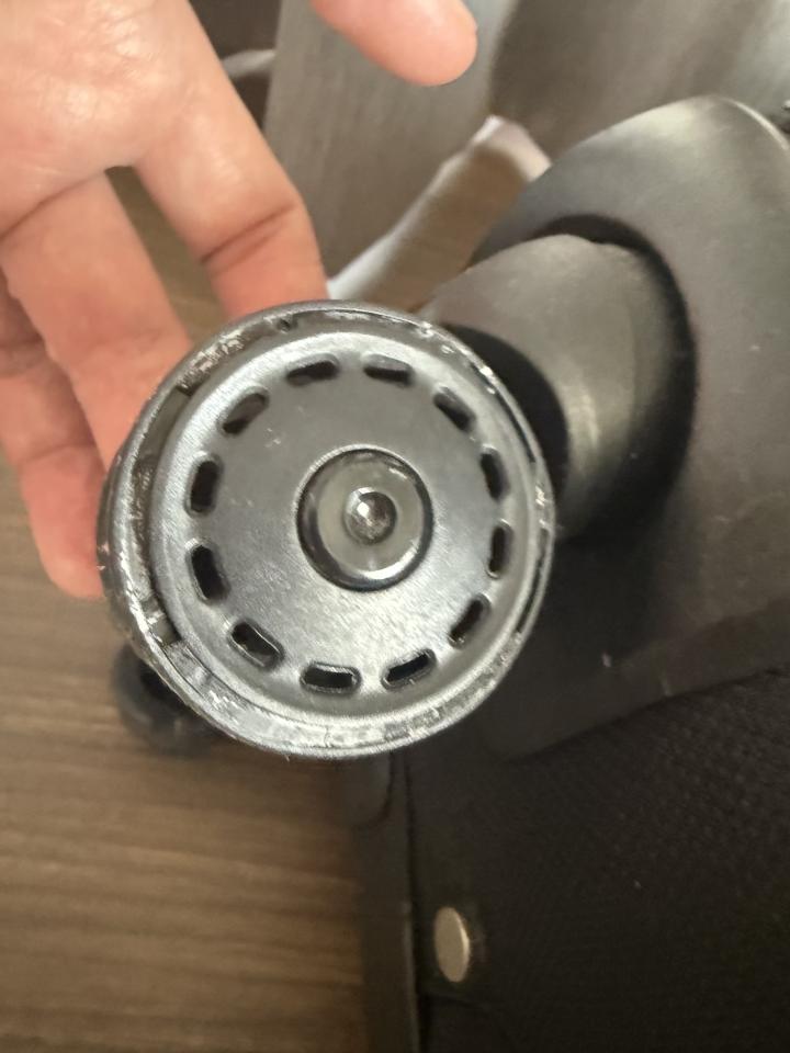 行李箱維修案件圖片