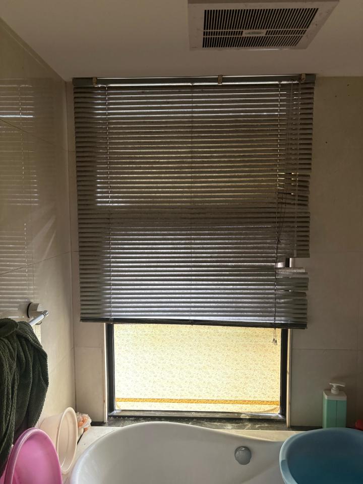 窗簾安裝維修案件圖片