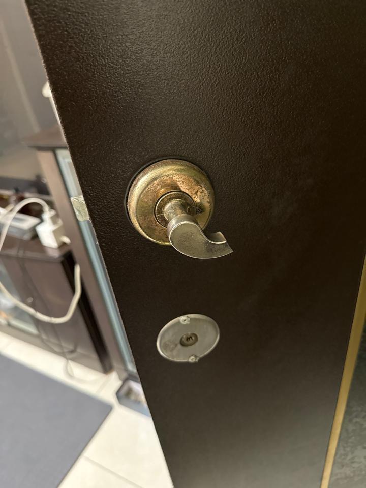 門片維修案件圖片