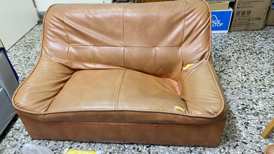 沙發修理案件圖片