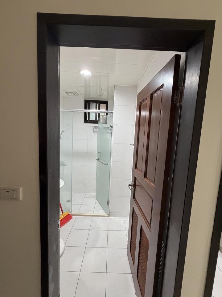 浴室門案件圖片