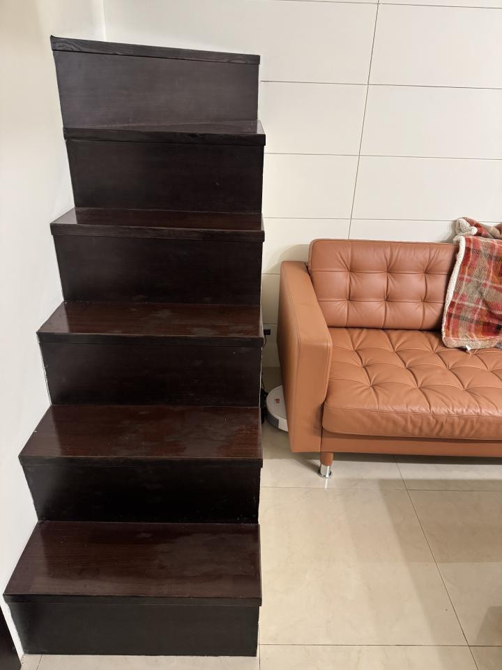 樓梯扶手案件圖片