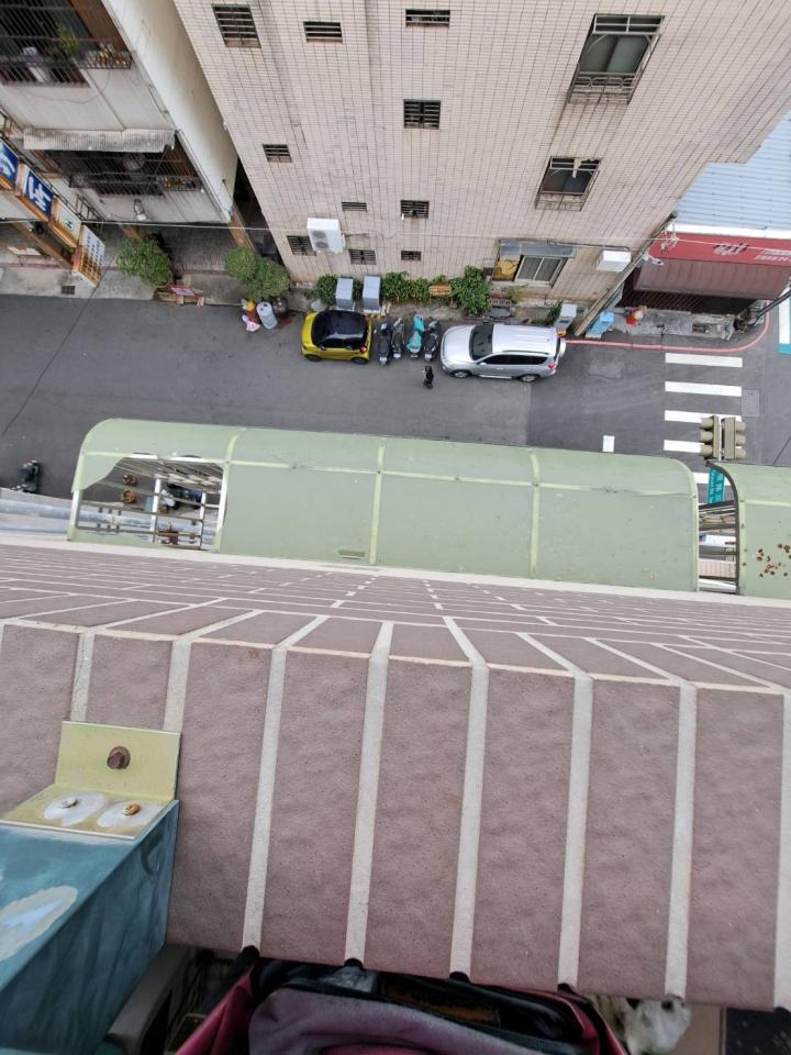 遮雨棚安裝案件圖片