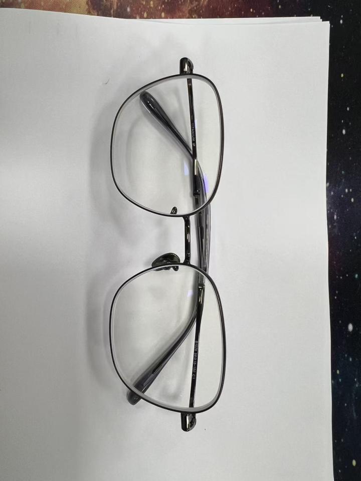 眼鏡維修案件圖片