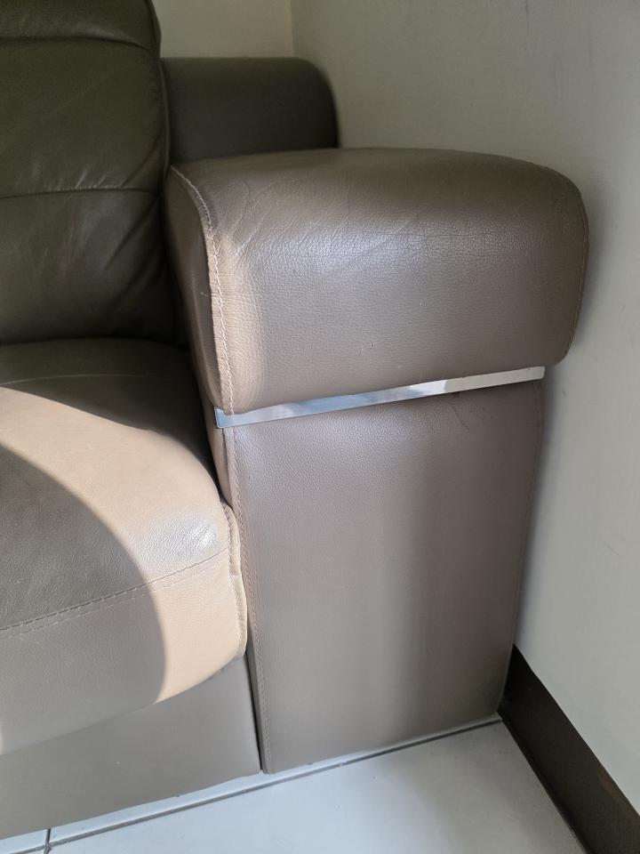 沙發修理案件圖片