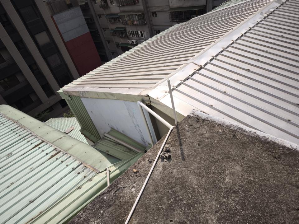 鐵皮屋頂案件圖片