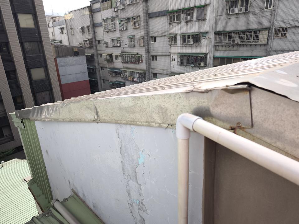 鐵皮屋頂案件圖片