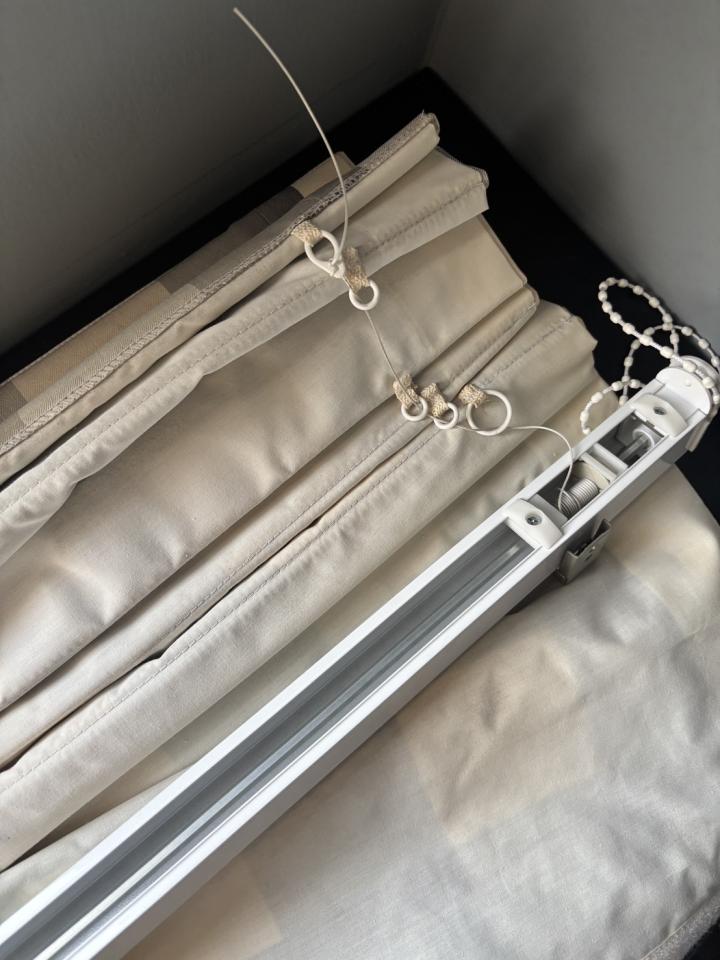 窗簾安裝維修案件圖片