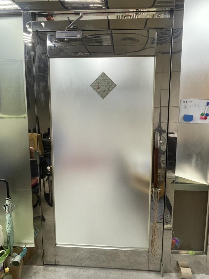 門片維修案件圖片