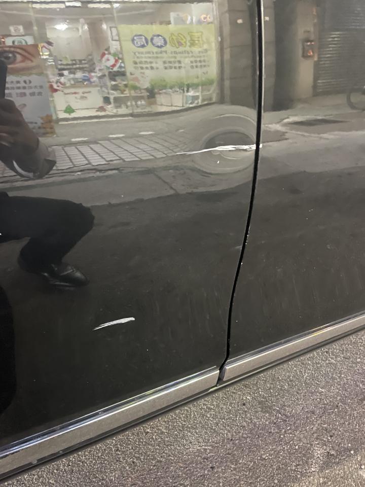 汽車板金烤漆案件圖片
