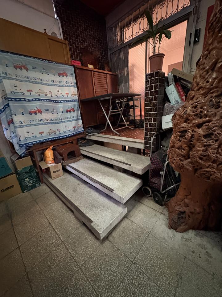 樓梯扶手案件圖片