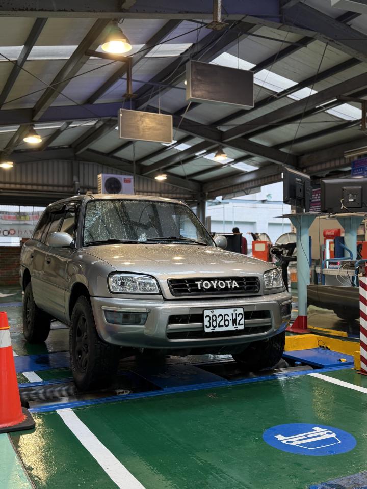 汽車板金烤漆案件圖片