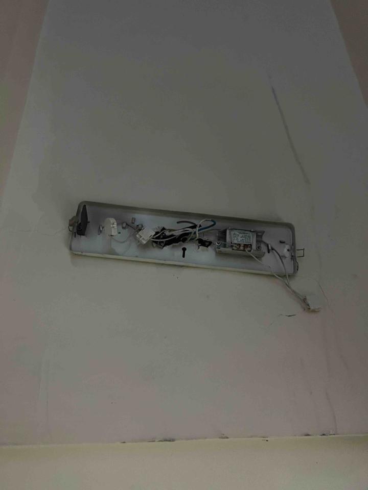 燈具維修案件圖片