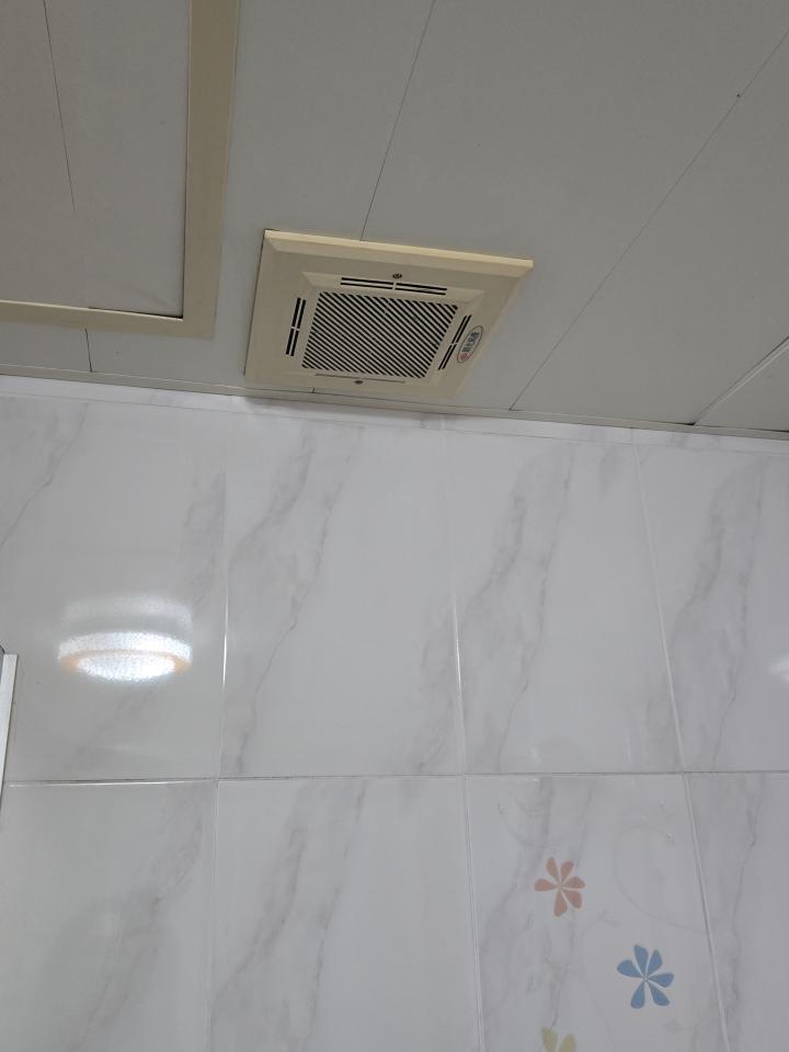 浴室抽風機安裝案件圖片
