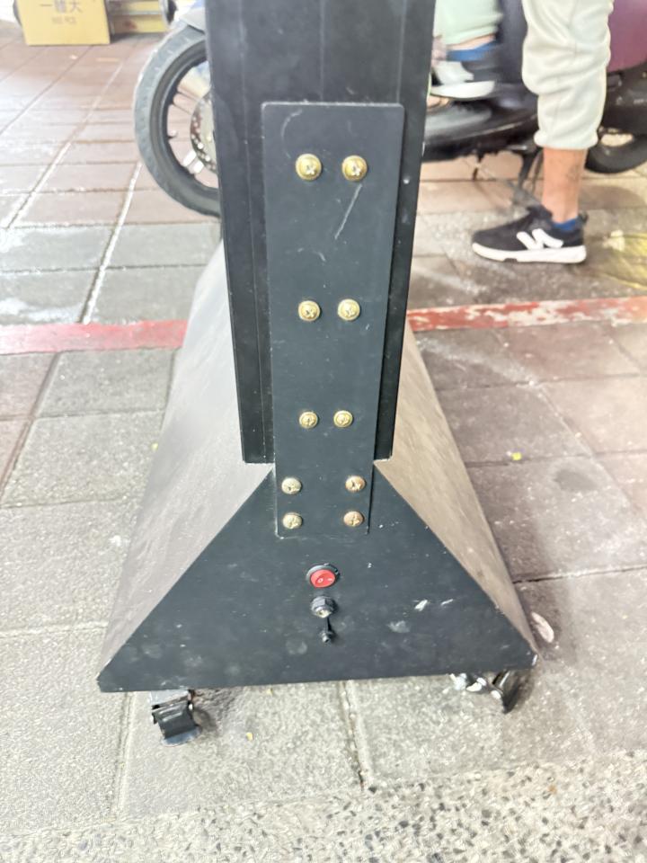 招牌維修案件圖片