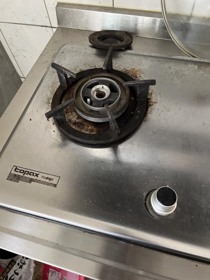 瓦斯爐安裝維修案件圖片