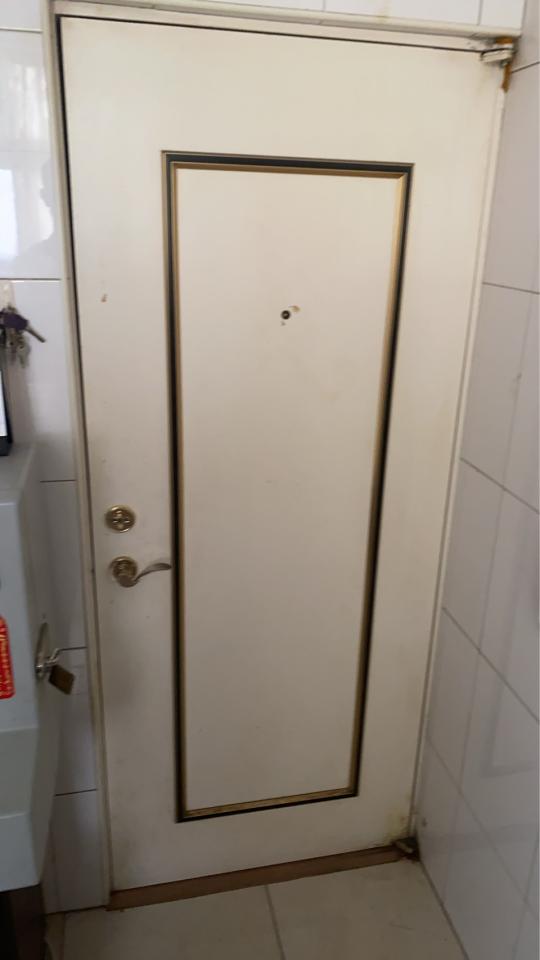 門片安裝案件圖片