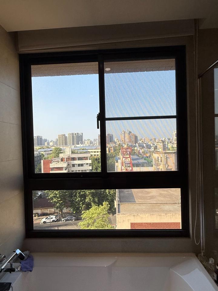 玻璃清潔案件圖片