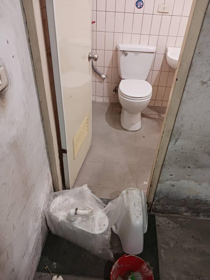 馬桶裝修案件圖片