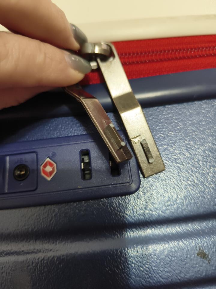 行李箱維修案件圖片