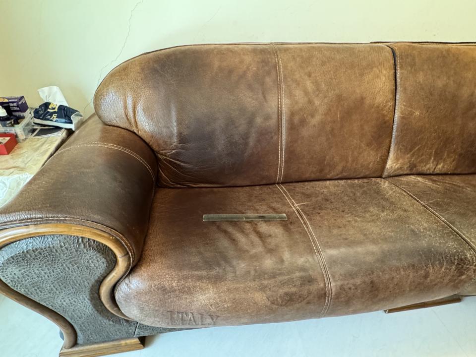 沙發修理案件圖片