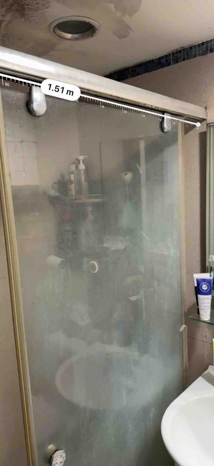 淋浴拉門安裝維修案件圖片