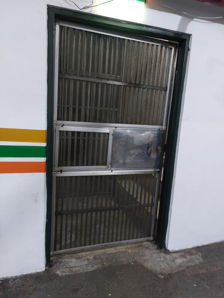 門片安裝案件圖片