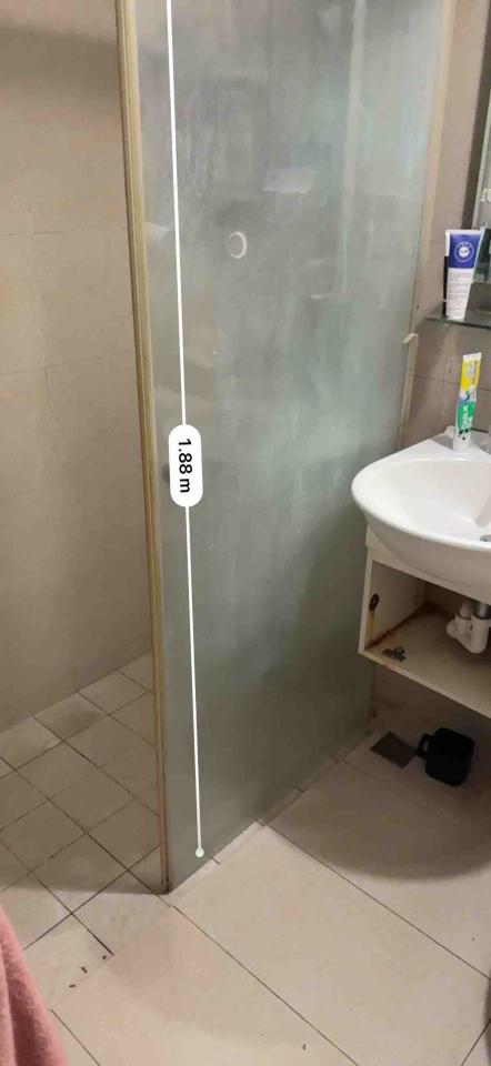 淋浴拉門安裝維修案件圖片