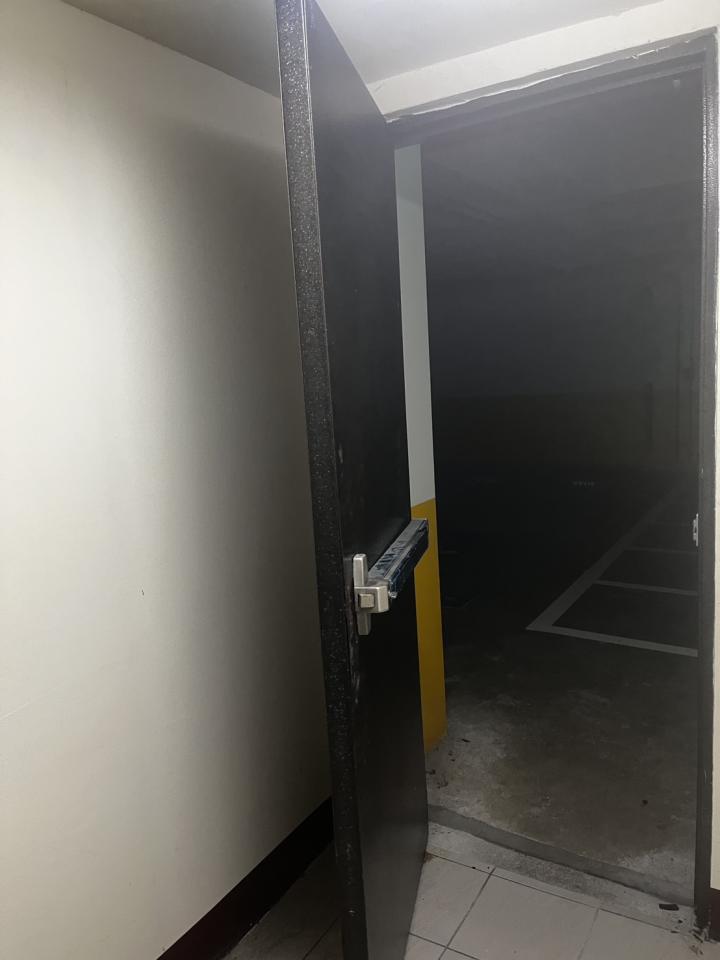 門片維修案件圖片