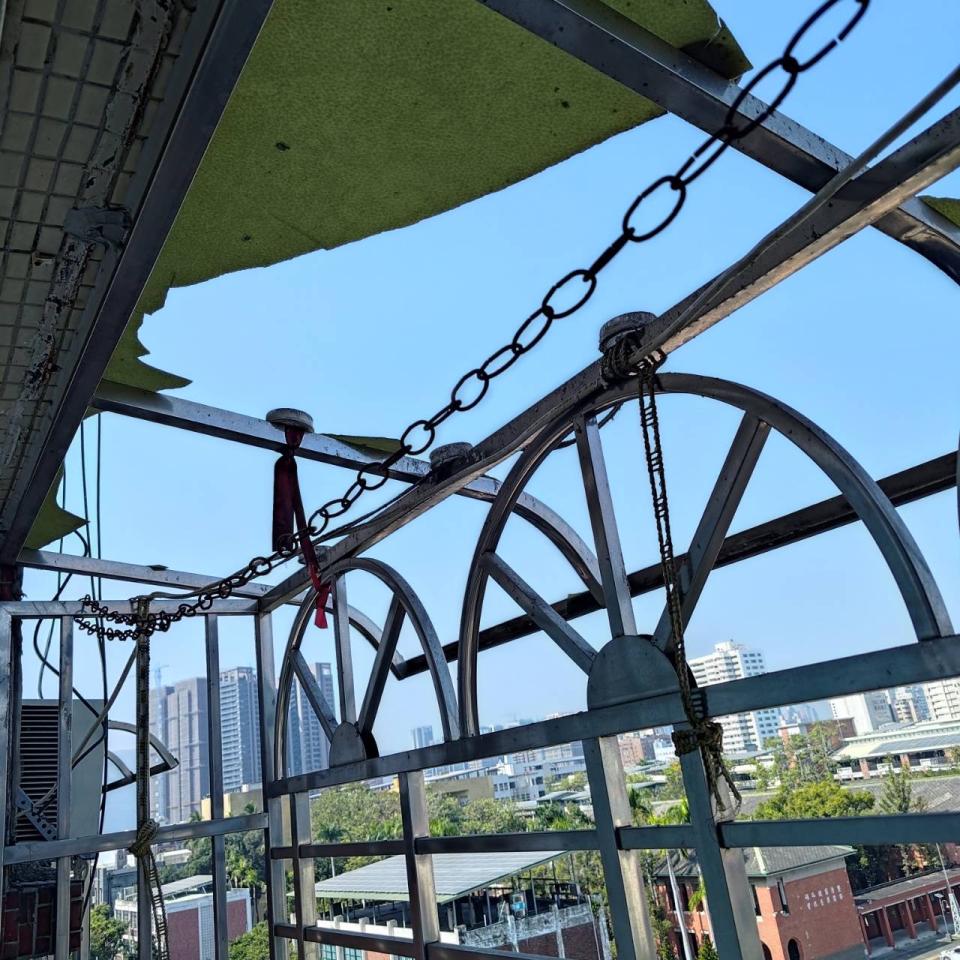 採光罩案件圖片