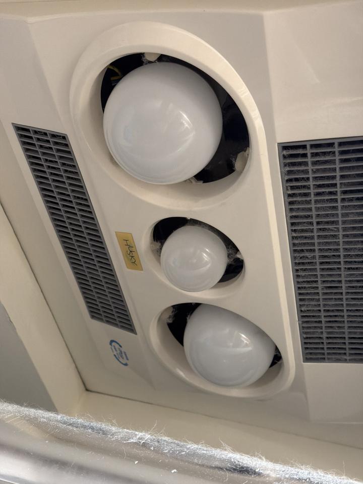浴室抽風機清潔案件圖片
