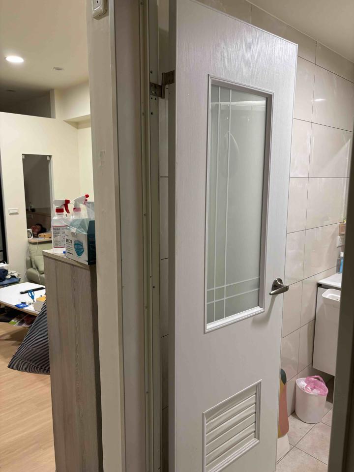 門片維修案件圖片