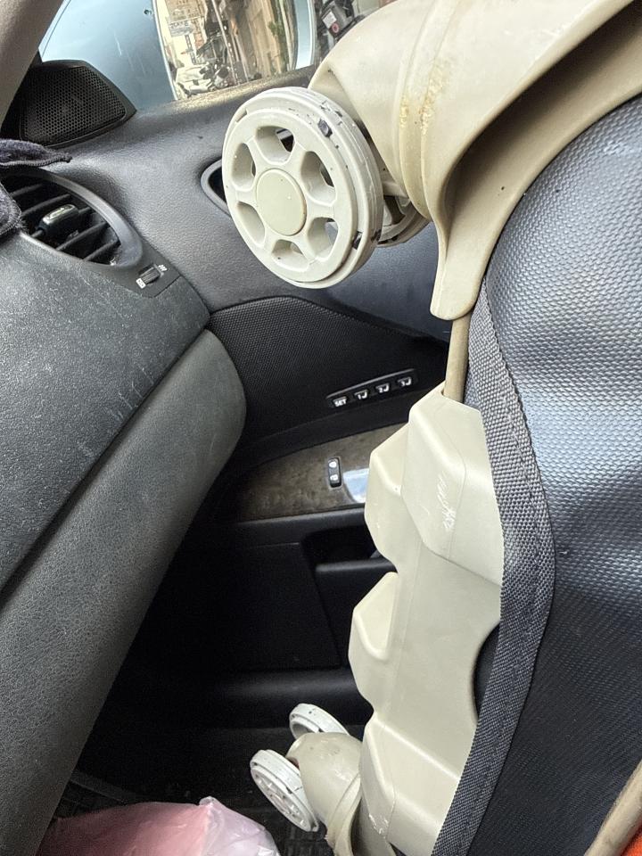 行李箱維修案件圖片