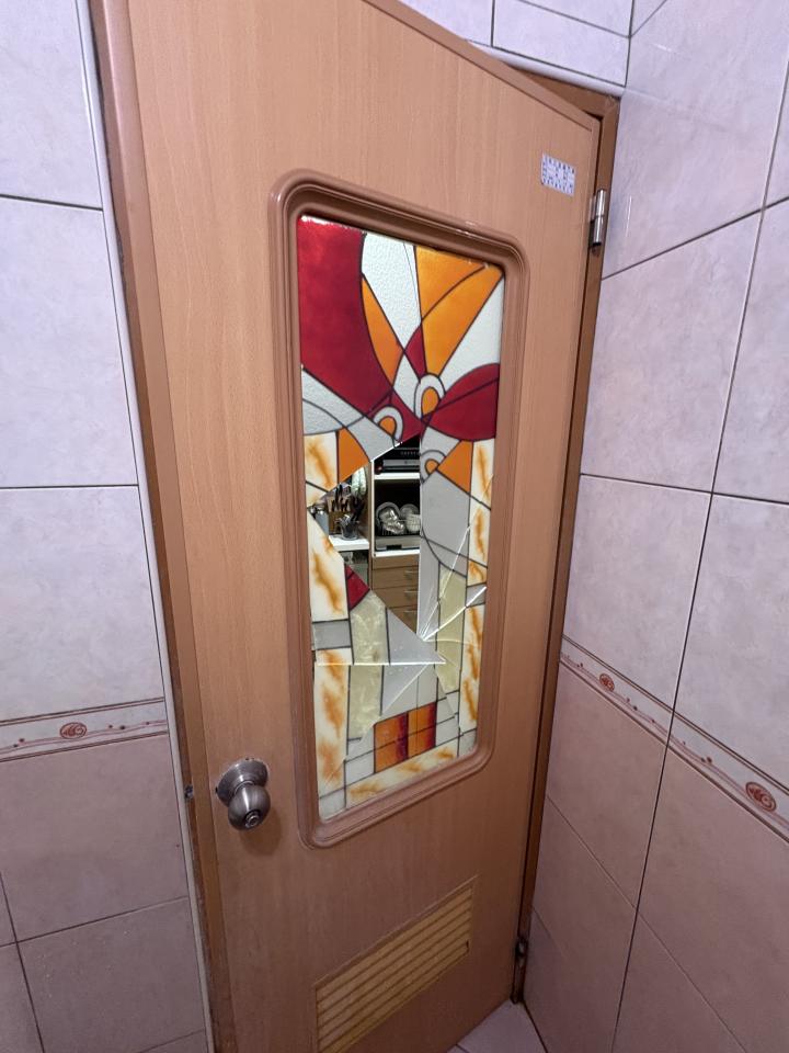 門片安裝案件圖片