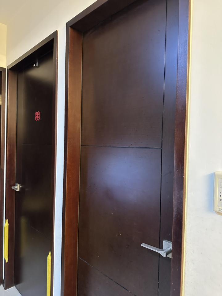 浴室門案件圖片