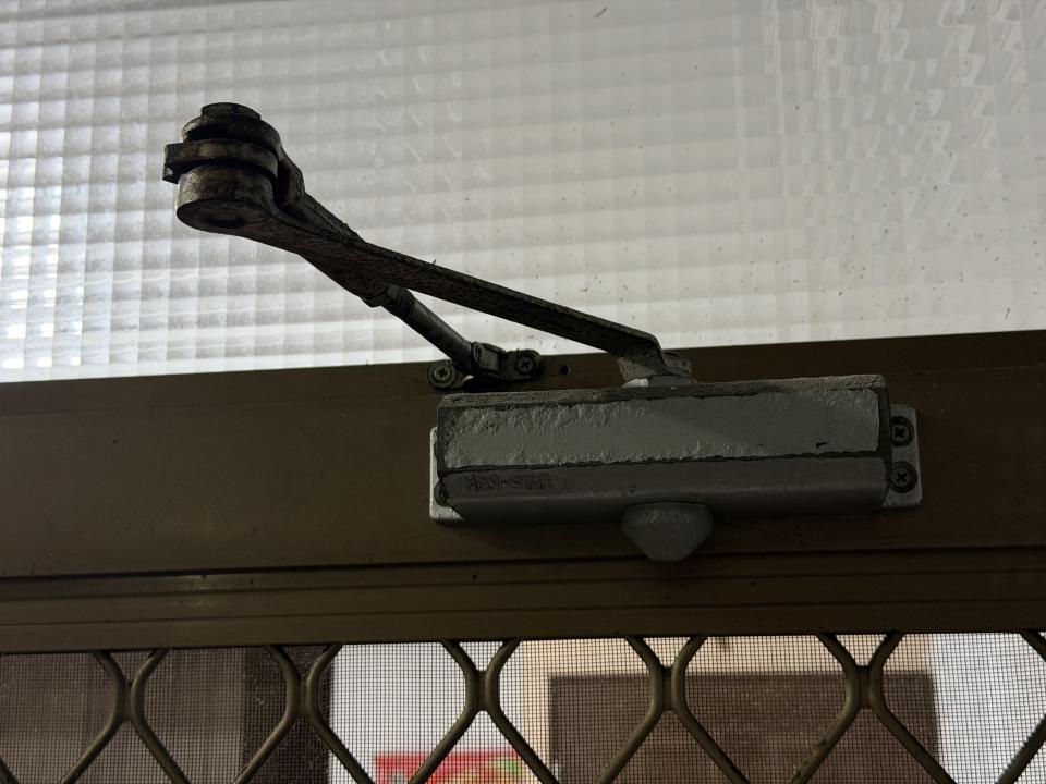 門片維修案件圖片