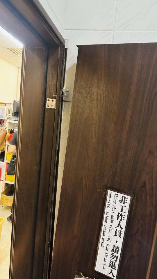 門片維修案件圖片