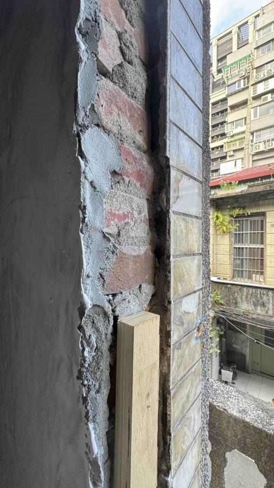 門片安裝案件圖片