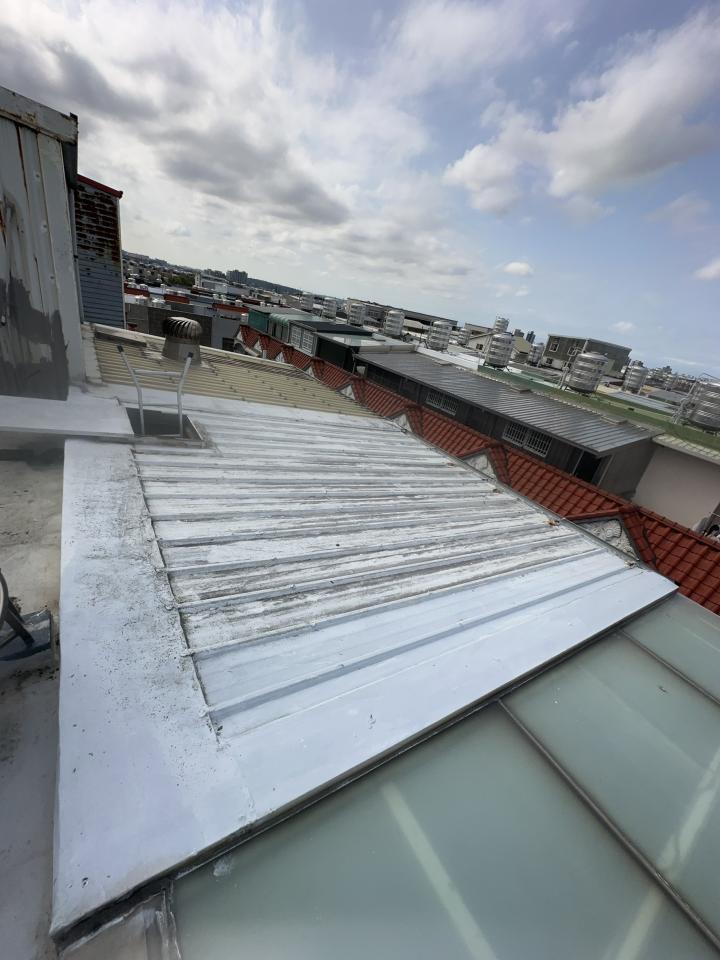 鐵皮屋頂案件圖片