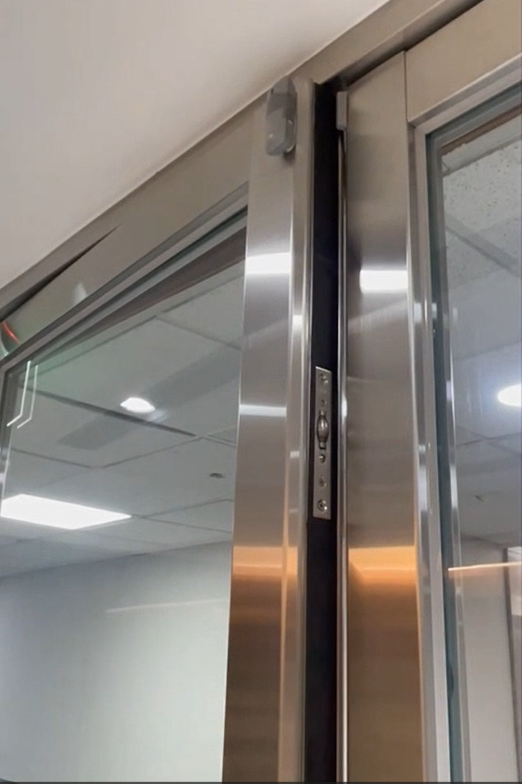 玻璃門案件圖片